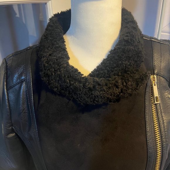 GUESS Black Faux Leather & Suede Jacket Sz S euc - Picture 8 of 8
